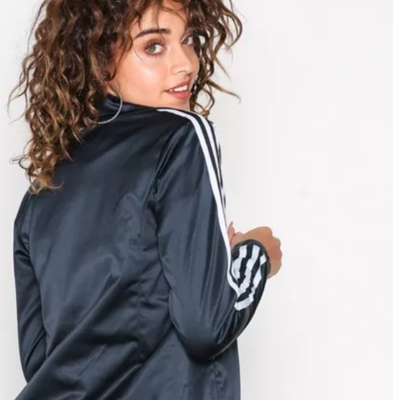 ADIDAS ORIGINALS Europa Track Jacket F47762 Womens Small Classic Black 3 Stripes - Picture 13 of 13